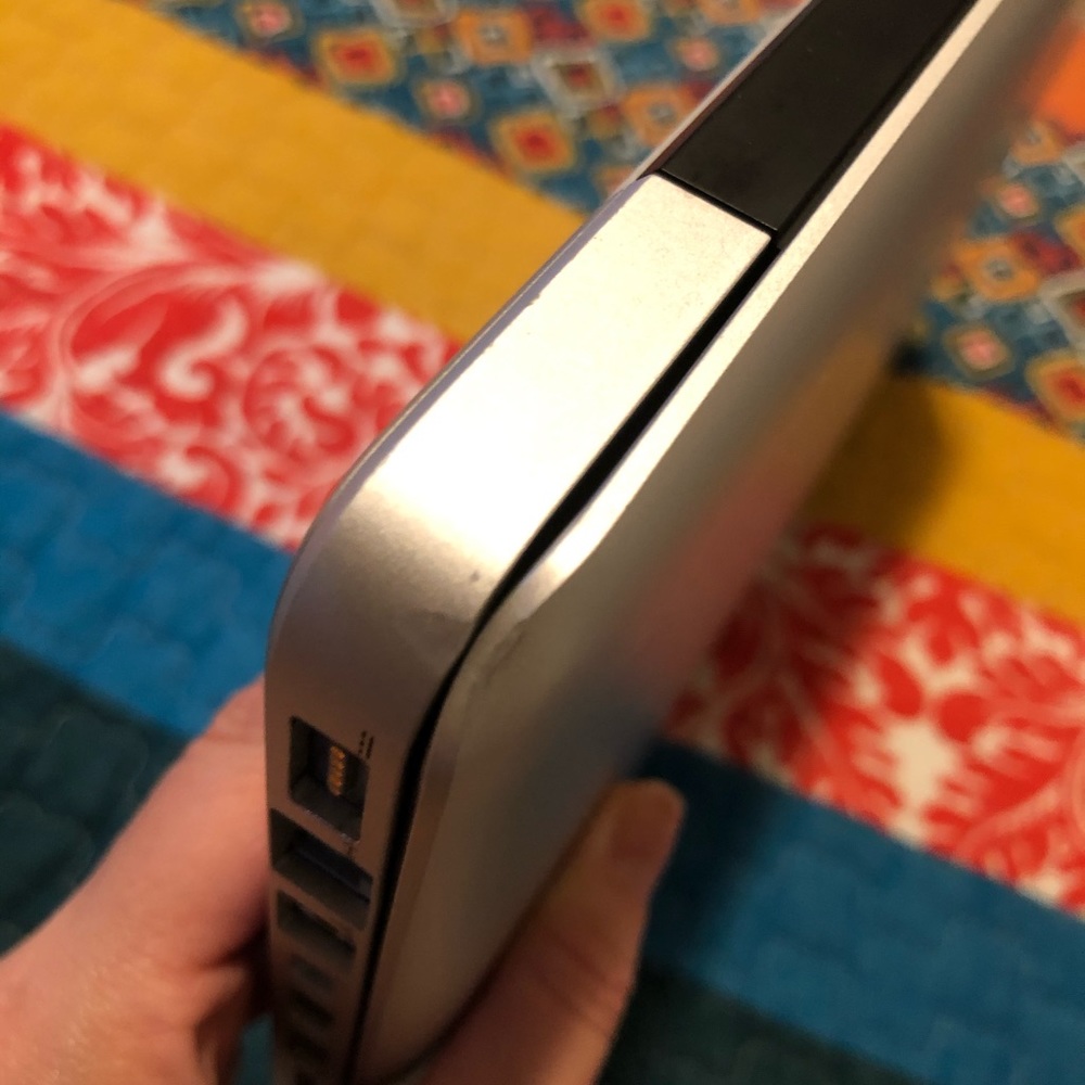 MacBookPro - Picture 6 of 10